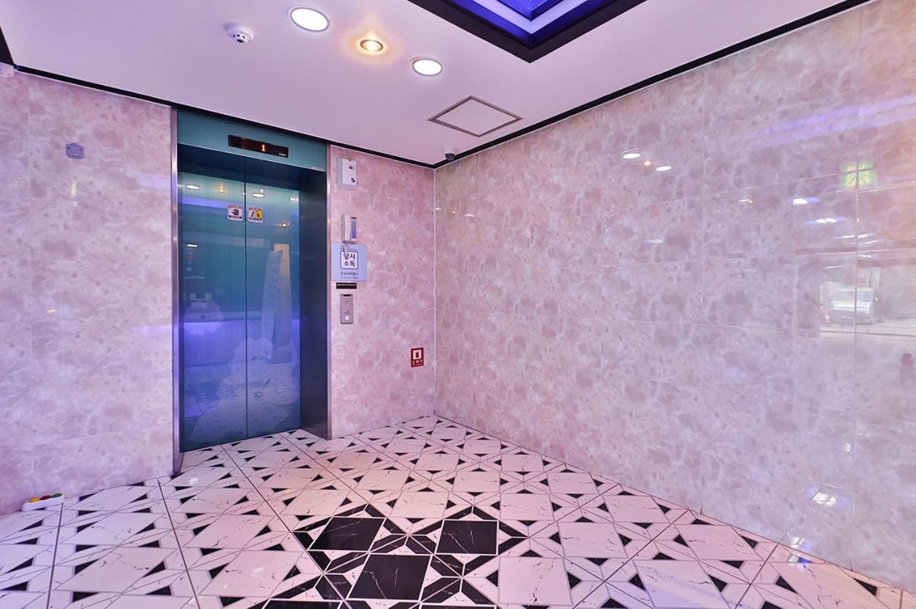 Top Motel Ciudad Metropolitana de Busan Exterior foto