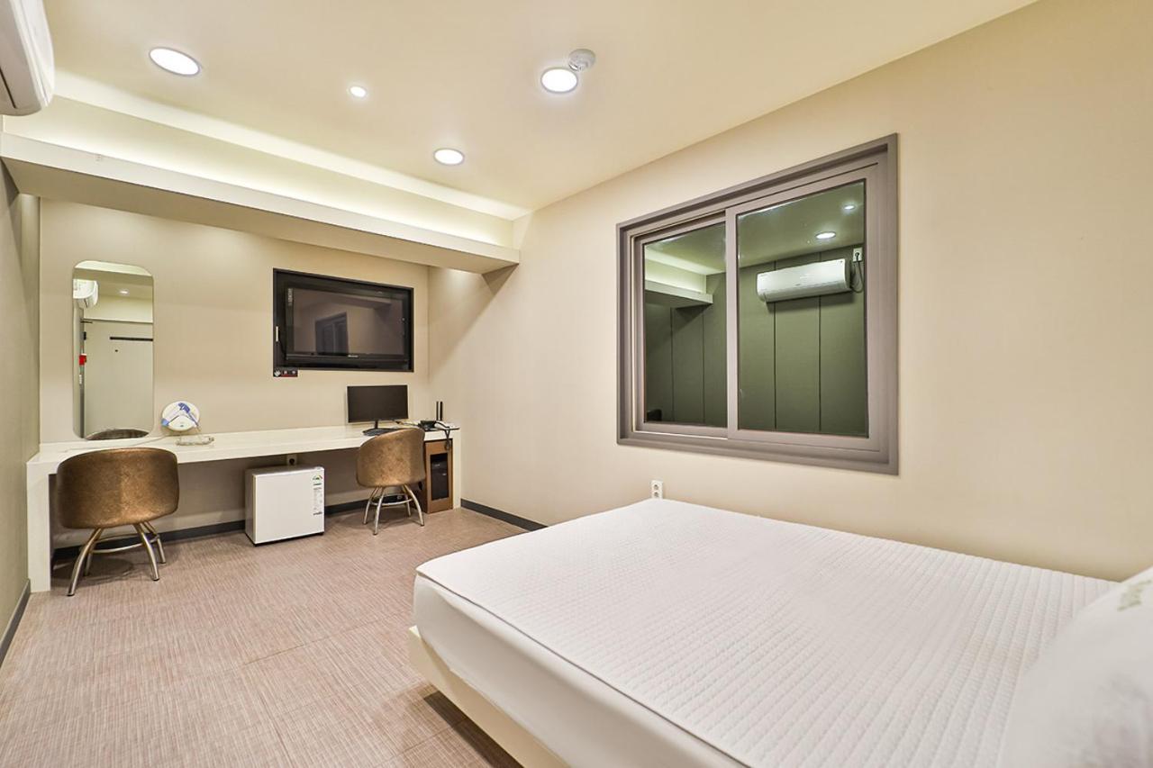 Top Motel Ciudad Metropolitana de Busan Exterior foto