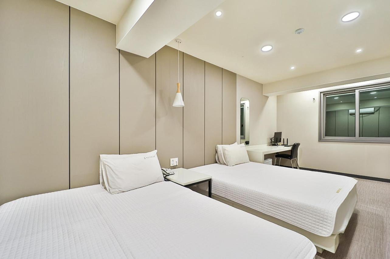 Top Motel Ciudad Metropolitana de Busan Exterior foto
