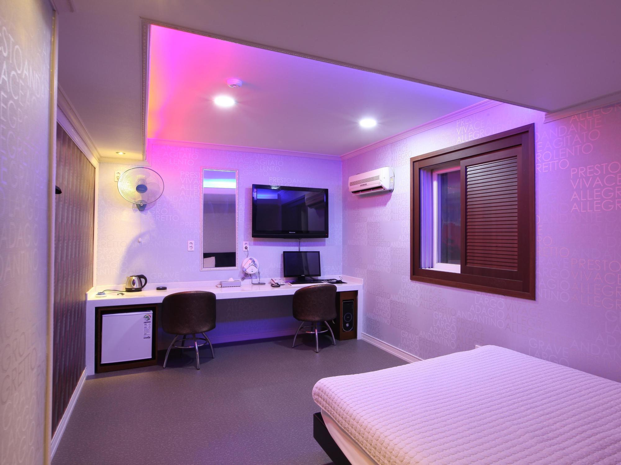 Top Motel Ciudad Metropolitana de Busan Exterior foto